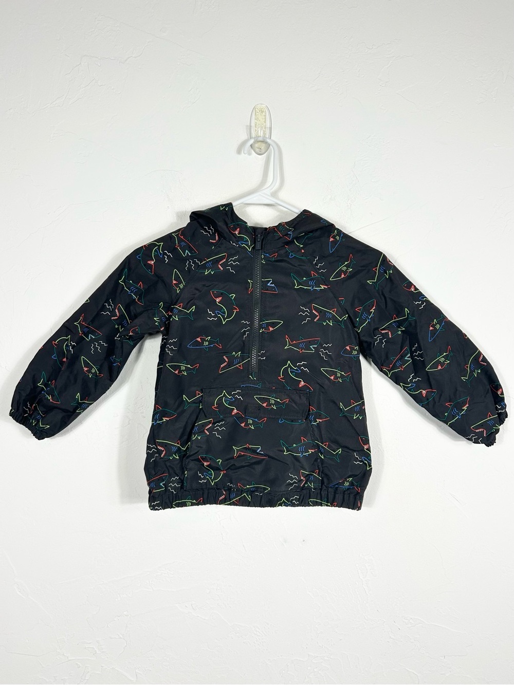 Old Navy Toddler Boy Shark Neon Windbreaker Half-Zip Jacket Black 5T